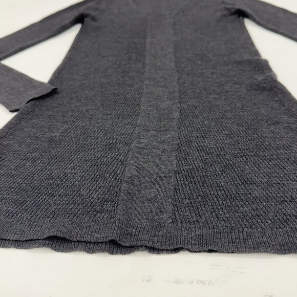 Cozy Grey Ribbed Long-Sleeve Knit Top - Picture 5 of 6